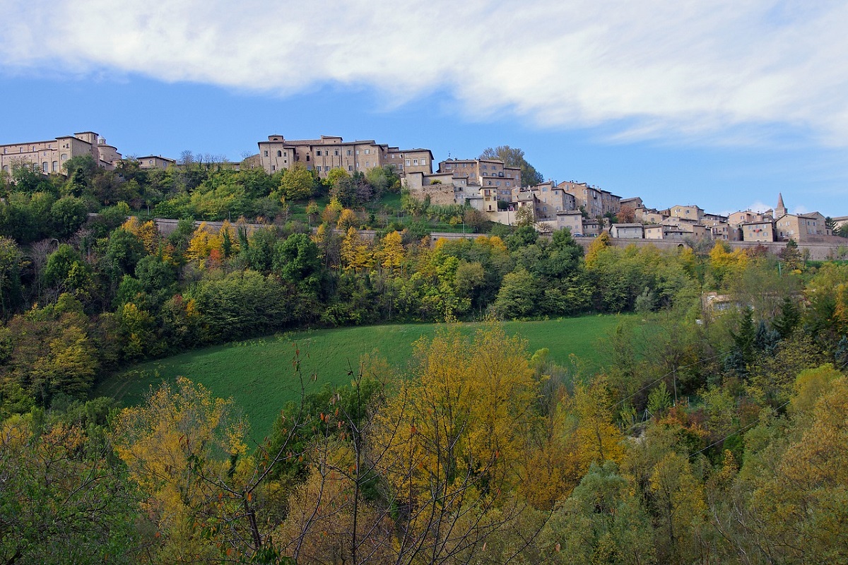 Urbino cosa vedere nei dintorni