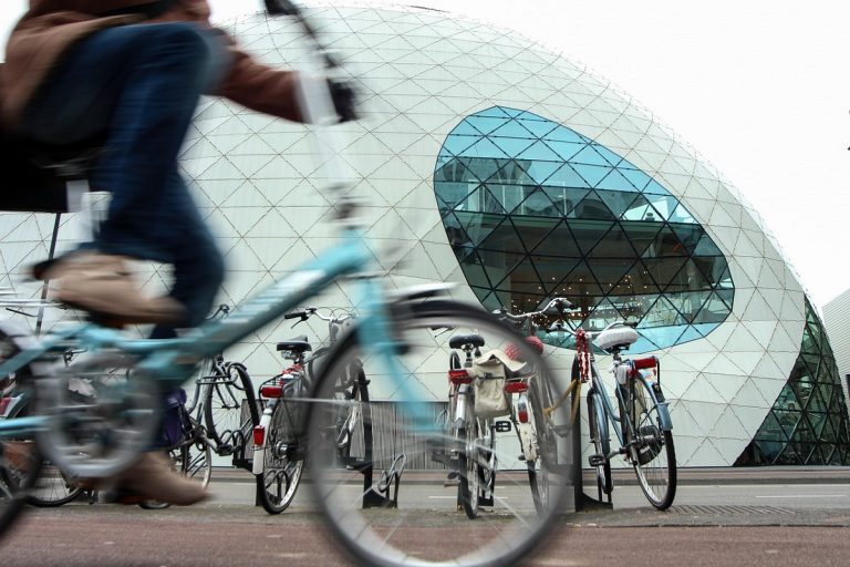 Eindhoven installazione luminosa
