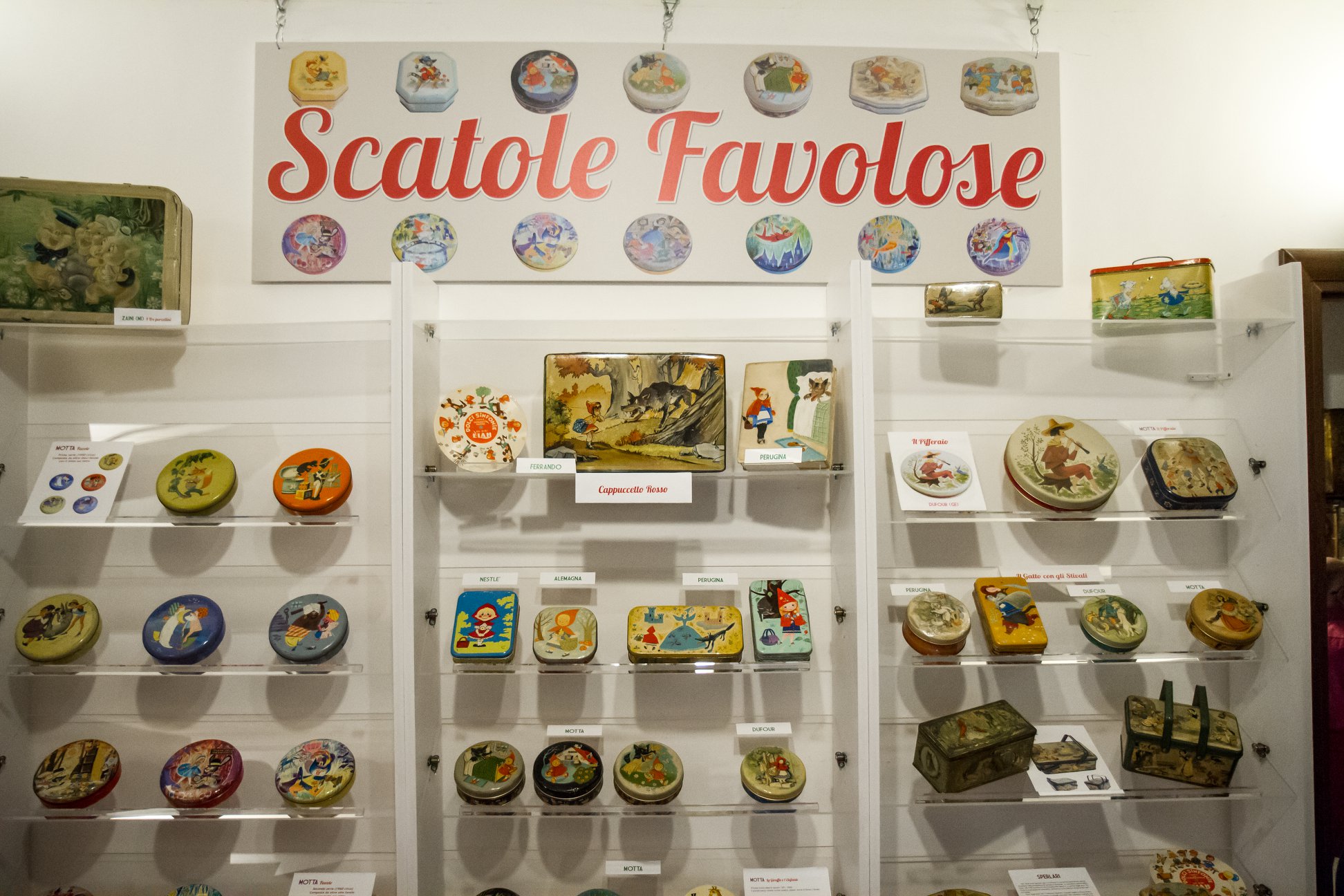 scatole di latta