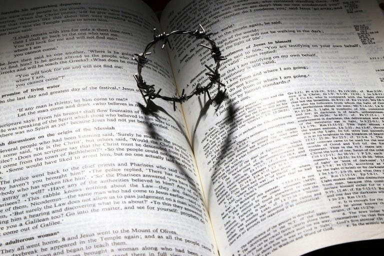 Come si celebra il Venerdì Santo nel mondo