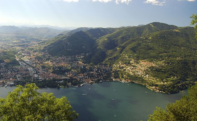 como4