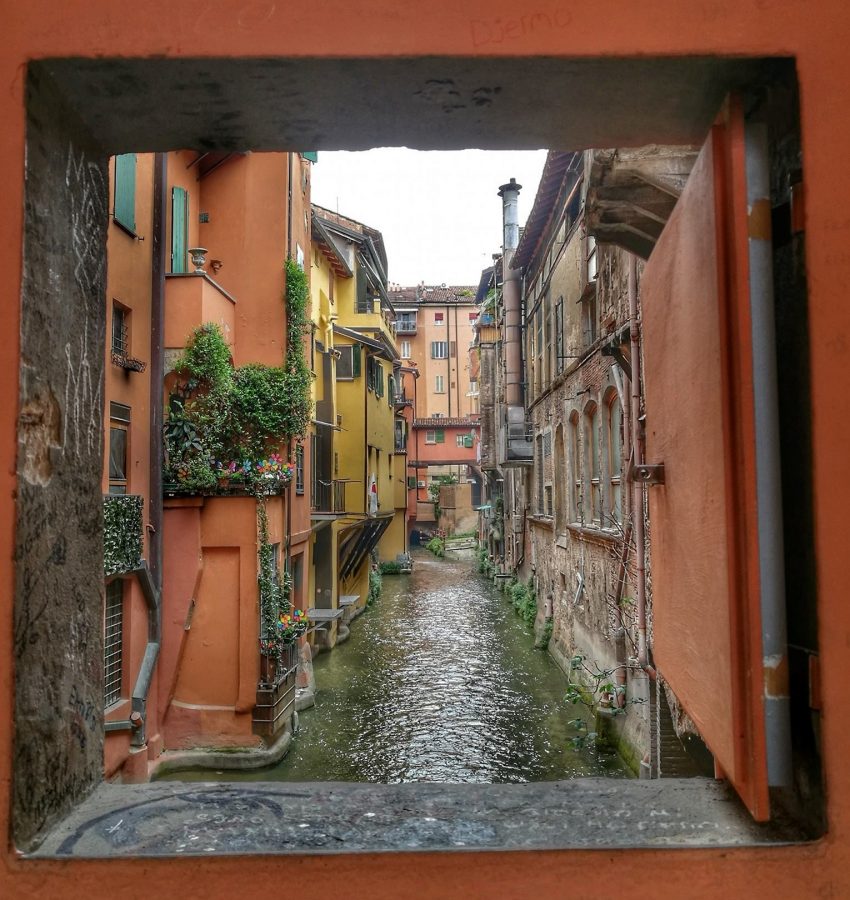 Finestra di Via Piella