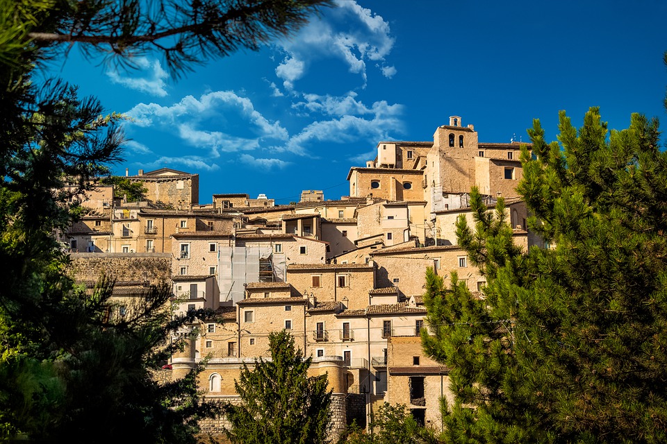 Borgo Italia