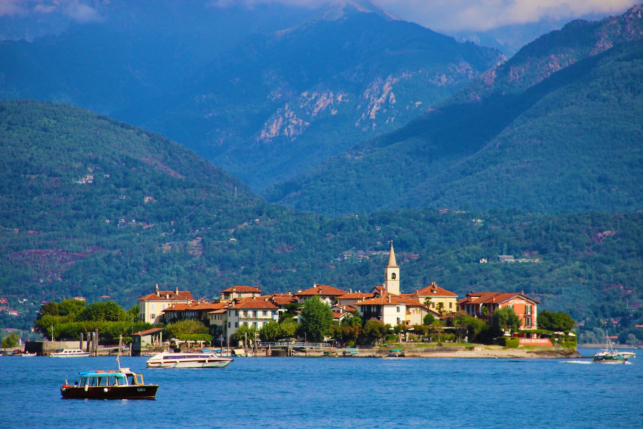 lago maggiore in camper