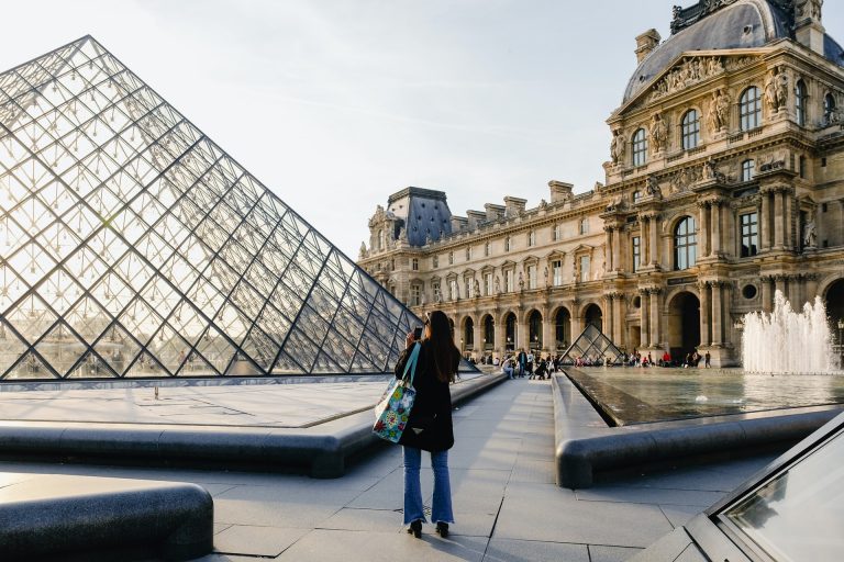 louvre