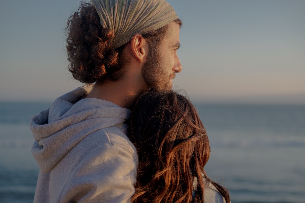 aiutare compagno di viaggio ansia