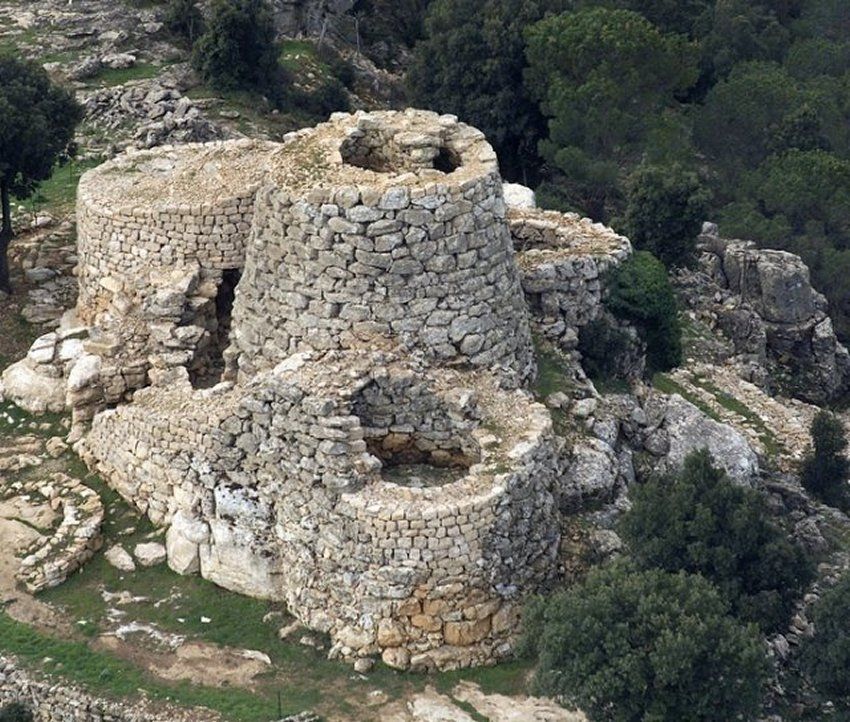 nuraghi Sardegna guida