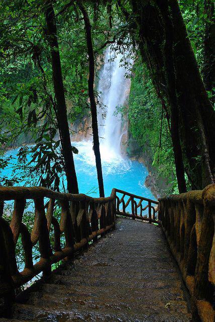 Cascata del Rio Celeste costa rica