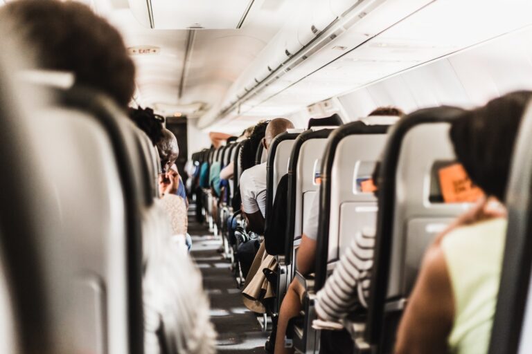 come viaggiare comodi in aereo