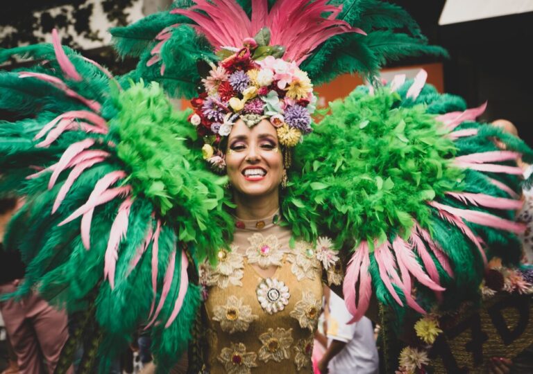 come si festeggia il carnevale a rio de janeiro