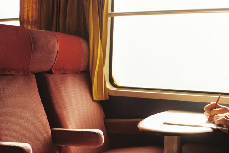 come viaggiare comodi in treno