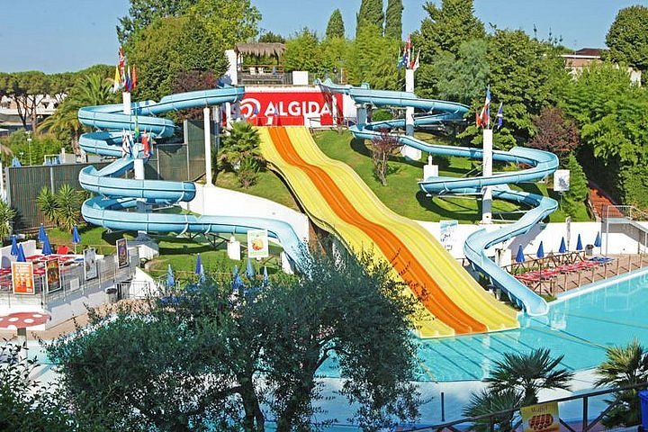 i parchi acquatici più belli d'italia classifica
