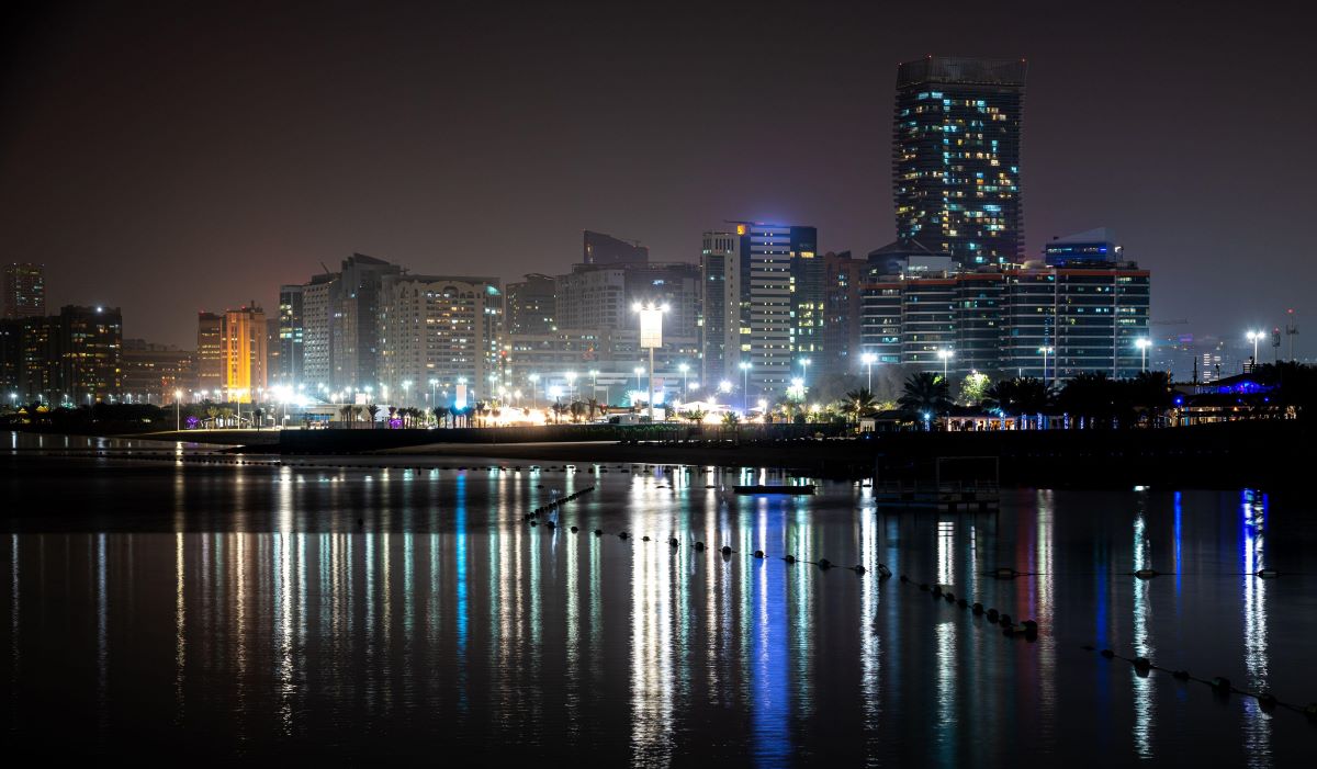 cosa fare ad abu dhabi la sera