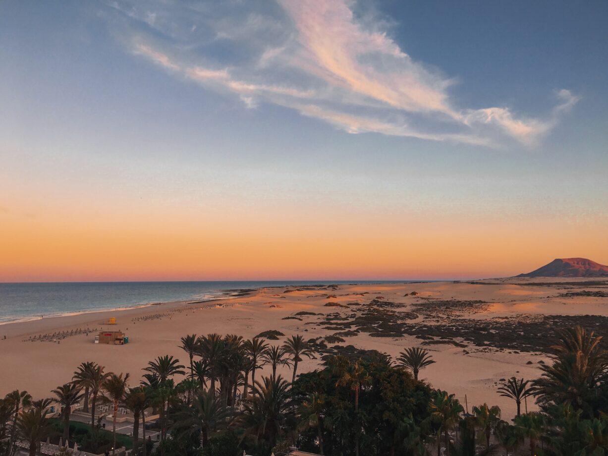 fuerteventura temperature aprile
