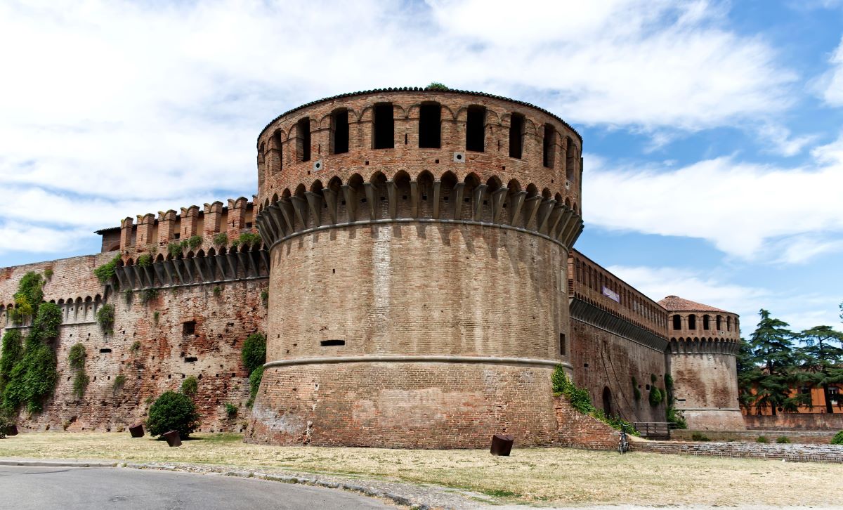 cosa vedere a imola in un giorno idee