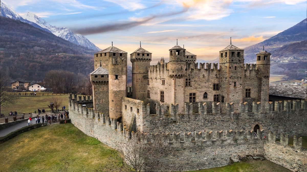 i castelli più importanti della valle d'aosta