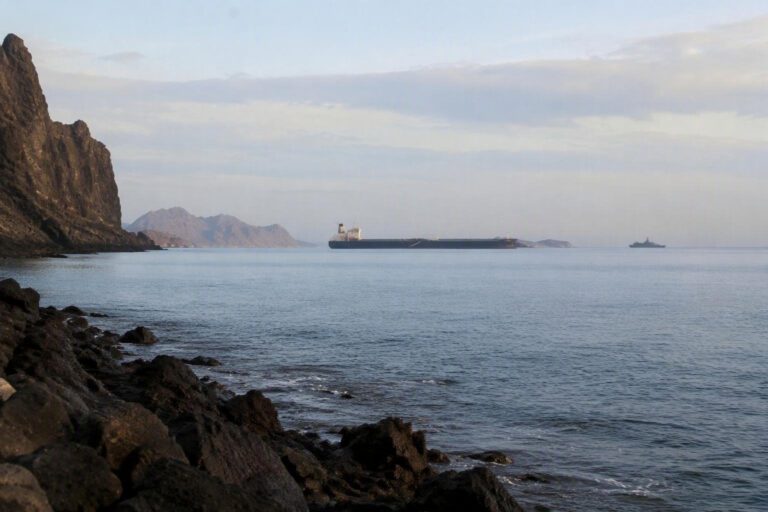 Guerra Iran: sequestro nave, attacchi con droni e tensioni diplomatiche