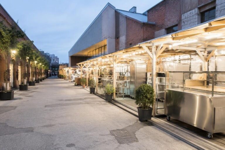 Scopri il Queens Night Market: il mercato estivo che celebra la diversità culturale di New York