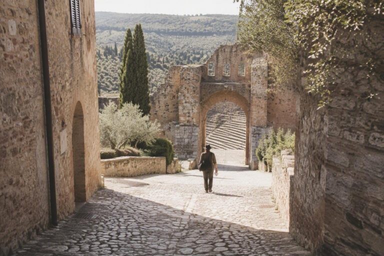 Scopri le proposte di Pax per viaggiare con consapevolezza culturale