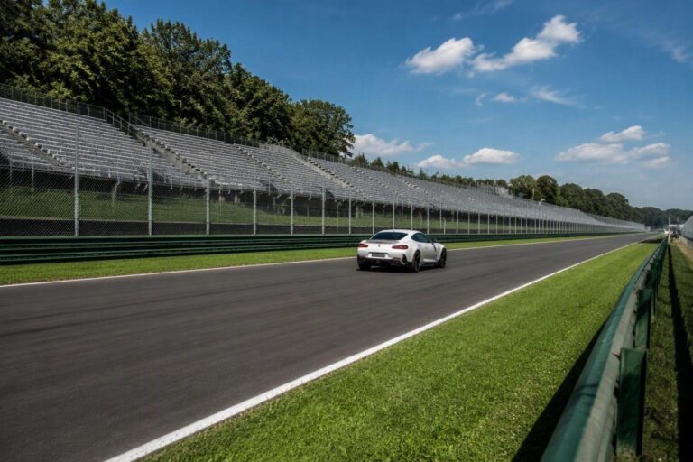 Nuovo brand Aci blueteam unisce motorsport ed eccellenze italiane per viaggi esclusivi