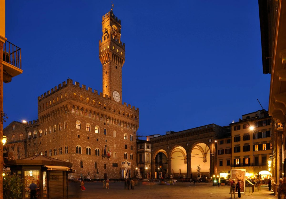 La interesante historia de la Piazza della Signoria de Florencia