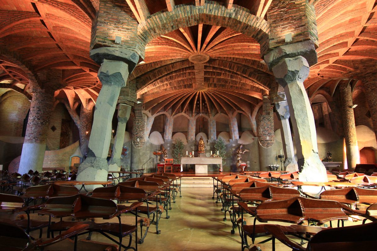 Cripta de la colonia Güell en Barcelona: toda la información