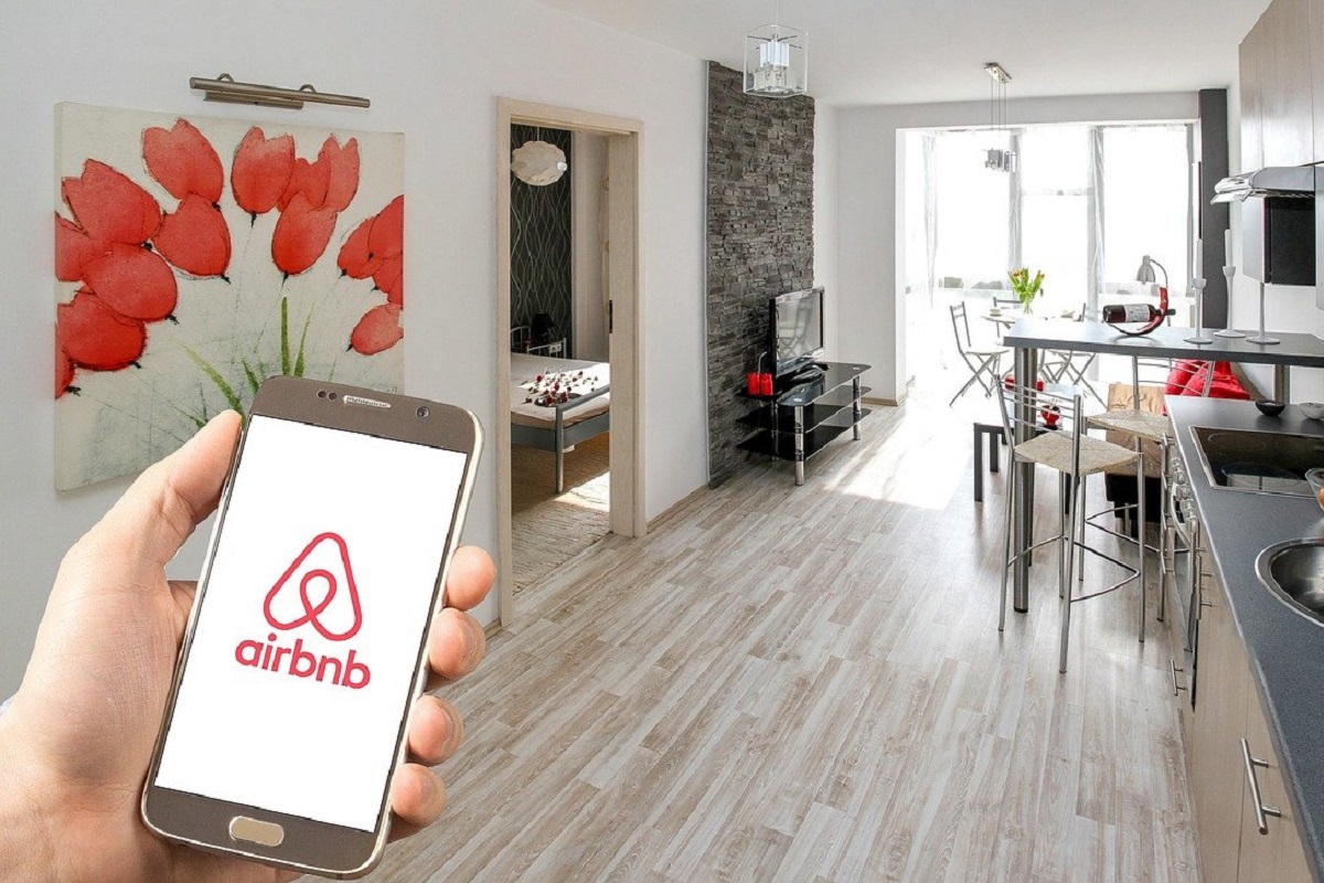 Airbnb, nuevas reglas para el verano de 2021: ¿cómo funciona?