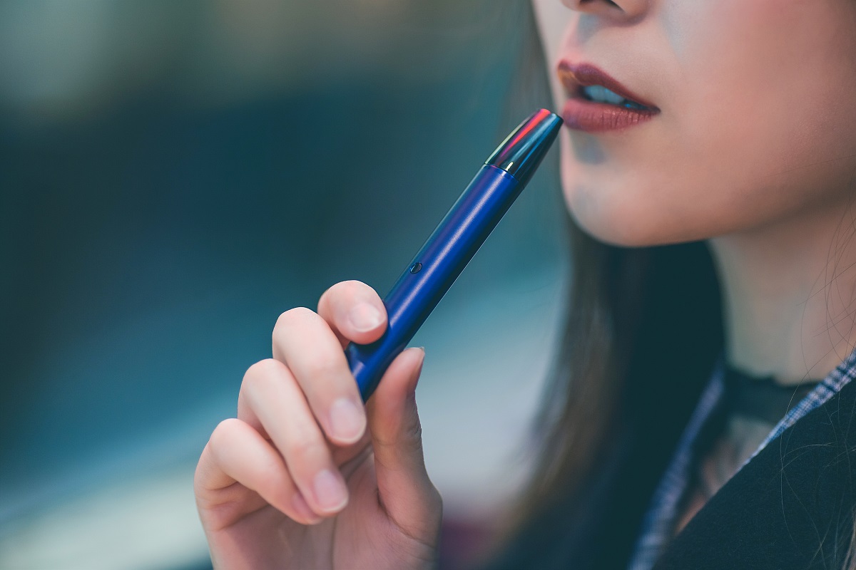 Viaje y cigarrillo electrónico: información útil