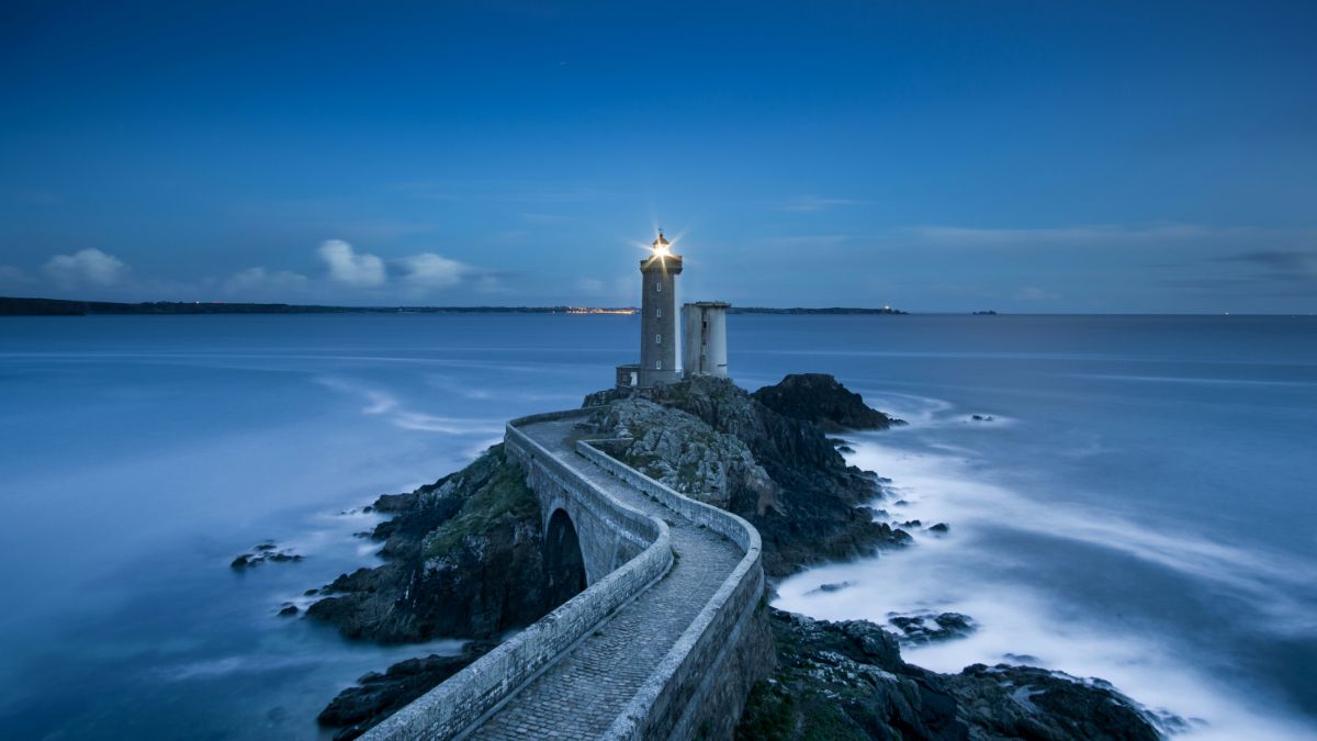Viaje al faro: ¡historias de fantasmas!