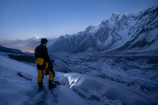 Cómo el cambio climático está haciendo más peligrosas las montañas del Himalaya