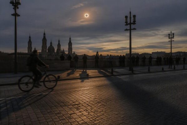 Eclipse solar total en España: cómo se vivió el fenómeno astronómico del 12 de agosto