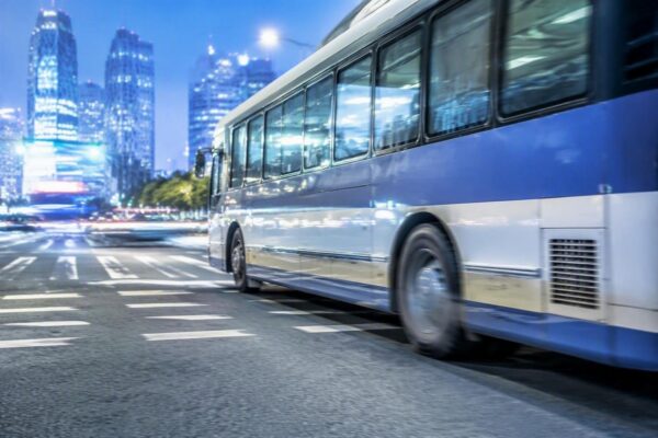 Guía completa de alojamiento en Tokio: barrios y precios
