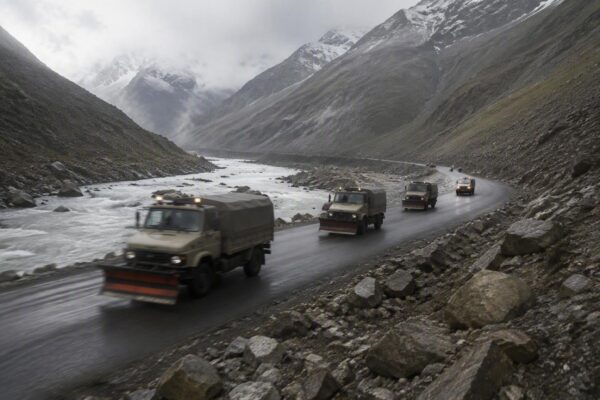Riada en el Himalaya: El colapso glaciar que arrasó Nepal y China