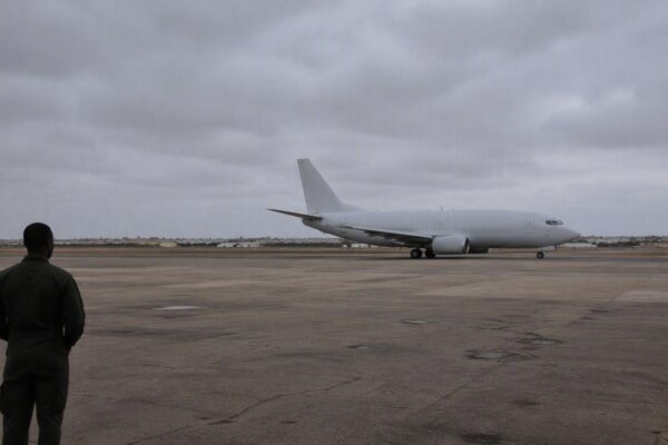 Aerolínea somalí Jubba vuelve al cielo con Boeing 737-300 QC