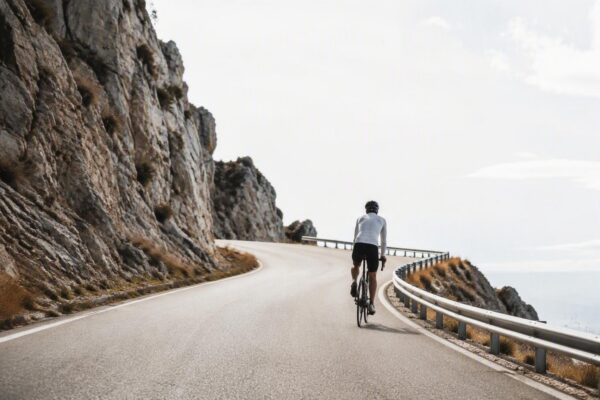 El ciclista colombiano Santiago Buitrago conquista la clasificación de la montaña en la Vuelta 2026