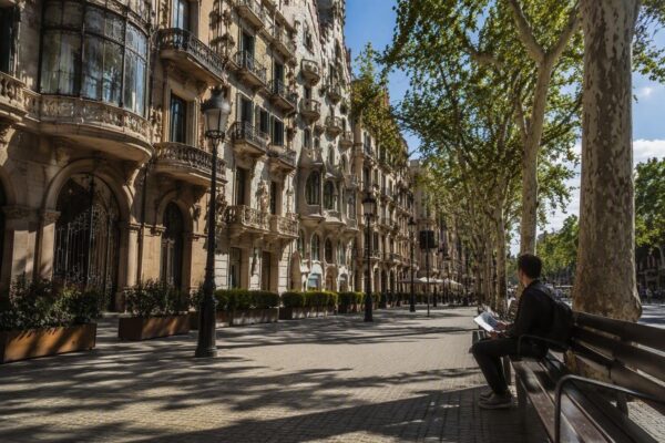 Guía completa para alojarse en el Eixample de Barcelona
