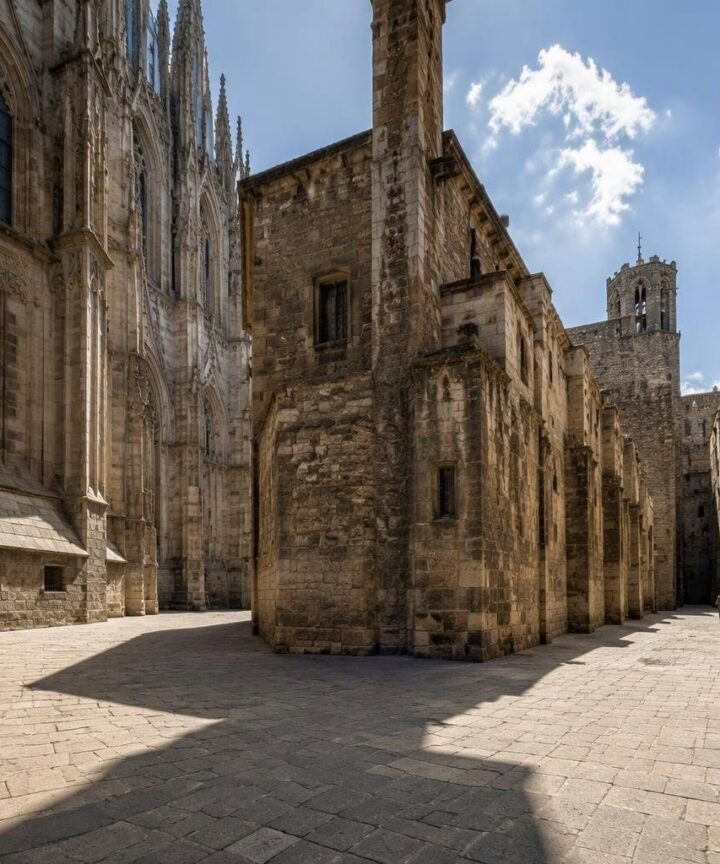 Guía esencial para explorar el corazón medieval de Barcelona