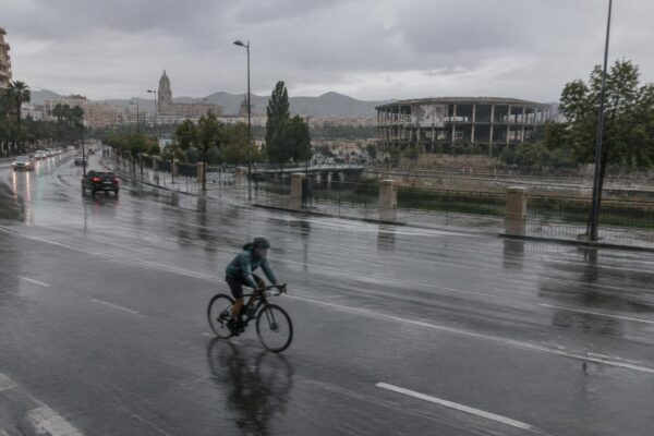 Alerta naranja en Murcia: cultura, deporte y ferias canceladas