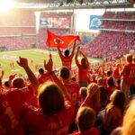 taylor swift cheers on travis kelce as kansas city chiefs celebrate their first victory 1760380981