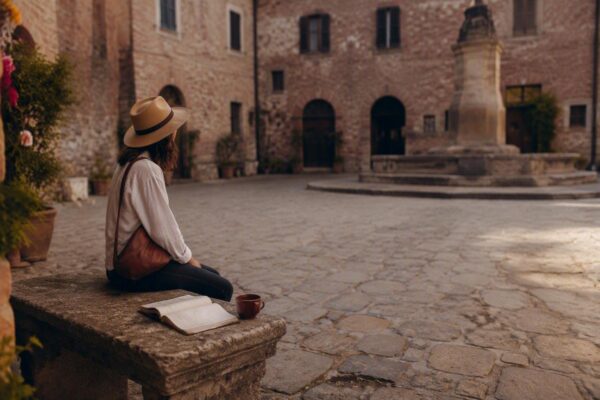 A modern guide to turning serendipity into supportive friendships