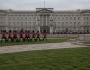 Royal palace confronts Earl Spencer over Diana memoir claims