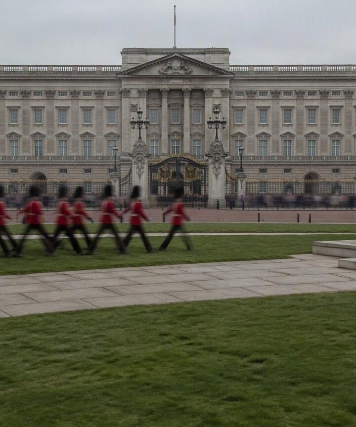 Royal palace confronts Earl Spencer over Diana memoir claims