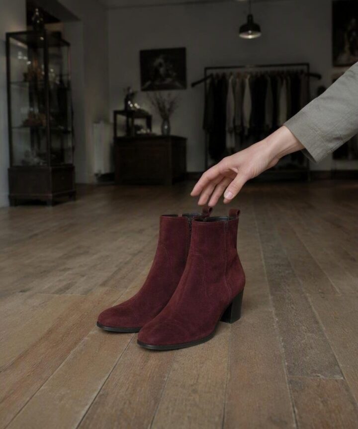 Styling framework for burgundy, tan, and taupe hues