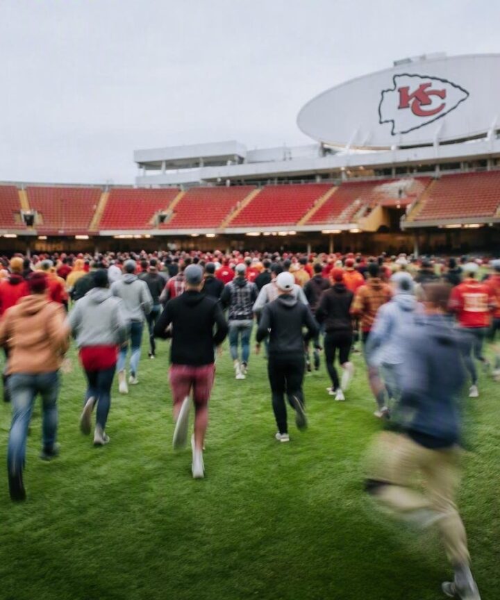 Taylor Swift Attends Travis Kelce's First Game as a Married Man