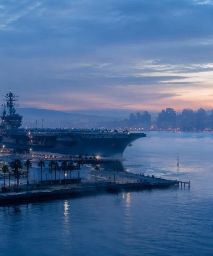 USS Abraham Lincoln returns, visitor line erupts in San Diego