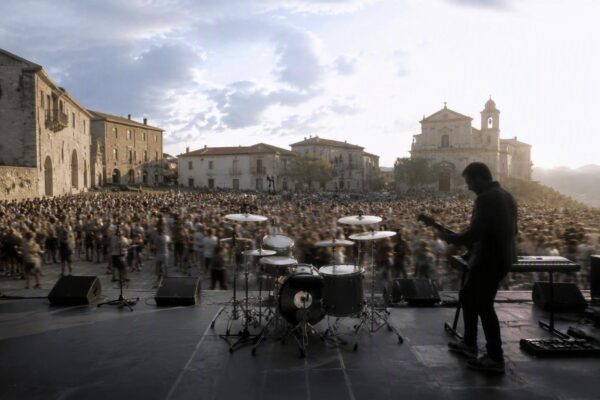Enzo Avitabile in concerto: tra soul partenopeo e tradizioni mediterranee