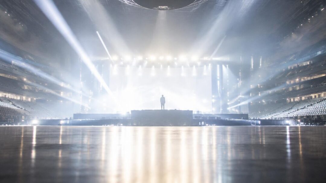 Il tour Io Canto di Laura Pausini arriva a Torino con una scaletta da 30 brani