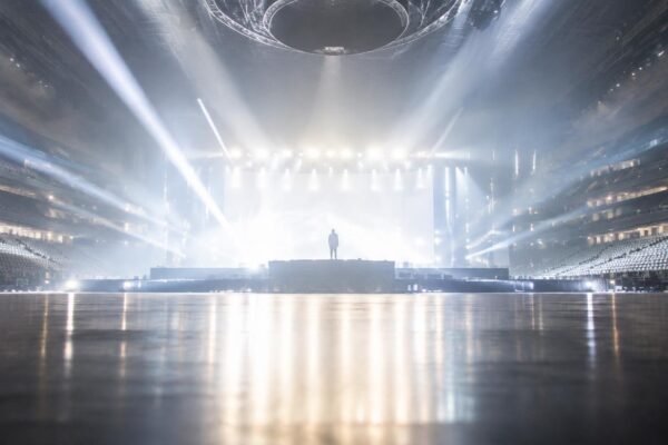 Il tour Io Canto di Laura Pausini arriva a Torino con una scaletta da 30 brani