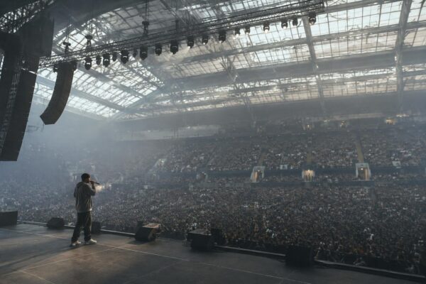 Tutte le tappe del tour di Artie 5ive, da Roma a Milano