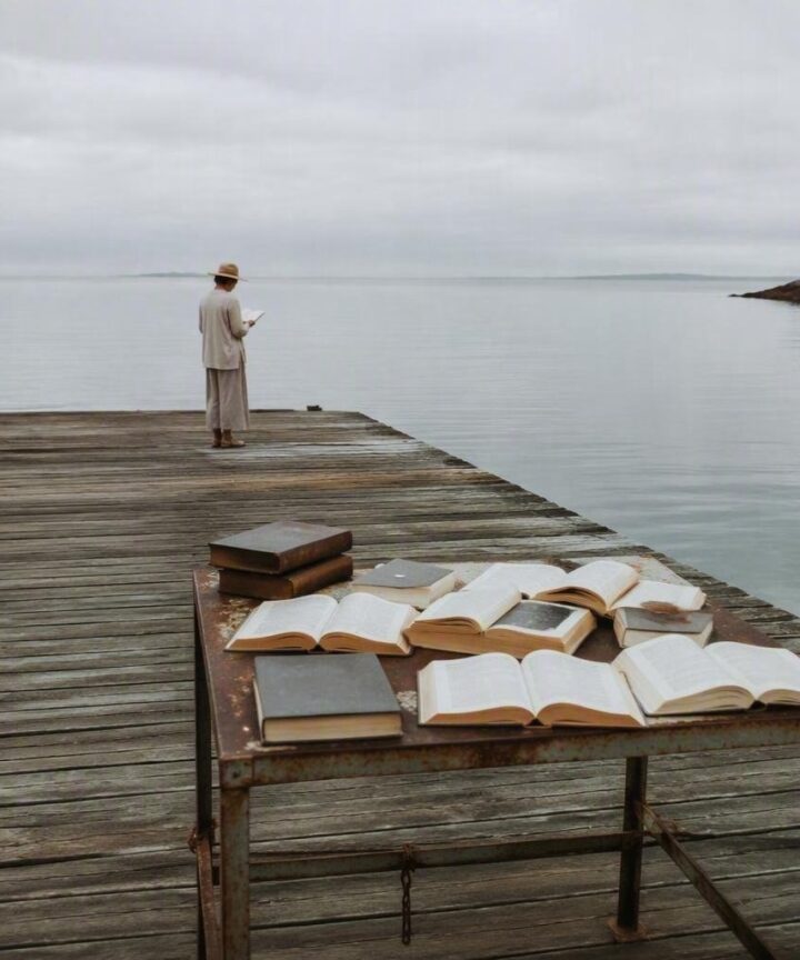 Le migliori letture estive 2026: 17 libri da non perdere